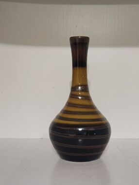 HAND CRAFTED HAND PAINTED OTAGIRI JAPAN VASE